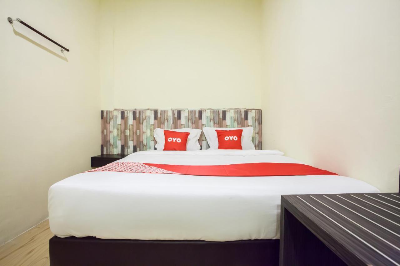 Oyo 2361 Hotel Winston Glugur 외부 사진