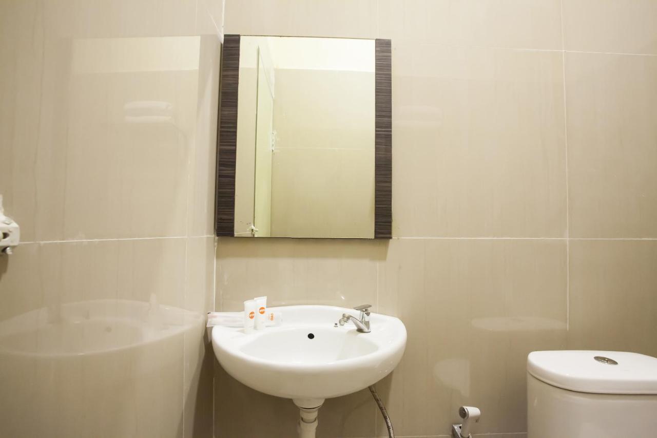 Oyo 2361 Hotel Winston Glugur 외부 사진